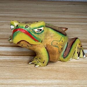 VTG Hand carved hand painted folk art Wooden Frog Figurine